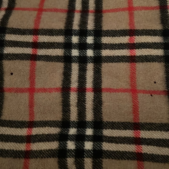Burberry used scarf - authentic 100% cashmere - Picture 6 of 12